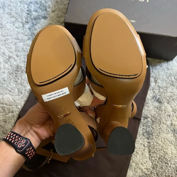 Gucci Tan Leather Heels - Picture 9 of 14